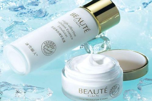 甄選適配美妝 從膚質到需求，精準挑選適合自己的化妝品